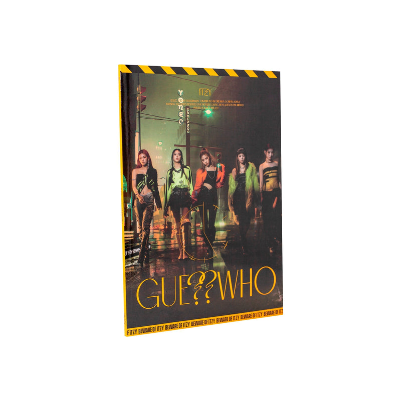 ITZY - GUESS WHO [4th Mini Album]
